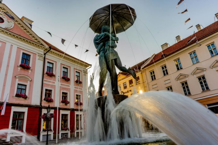 The iconic Kissing Students Fountain in Tartu