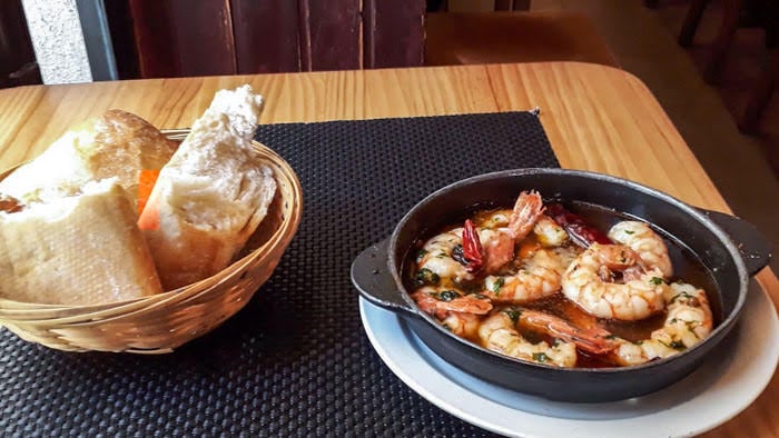 Gambas al ajillo (shrimp with garlic) from Taberna el Sur