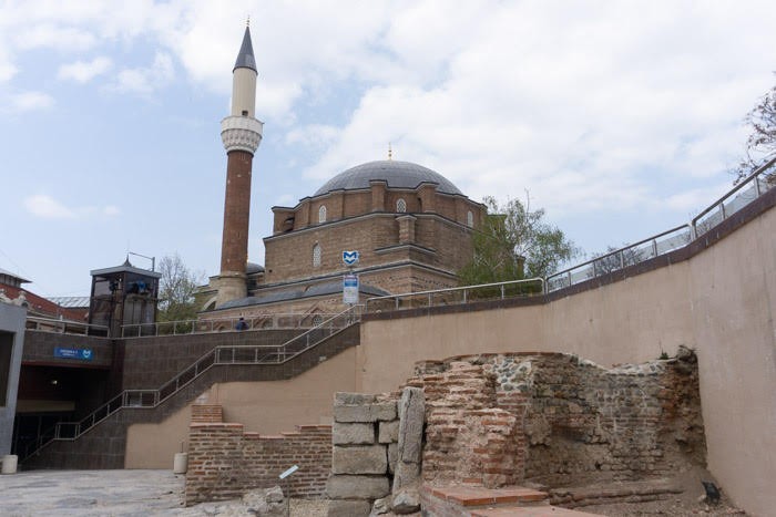 The Banya Bashi Mosque