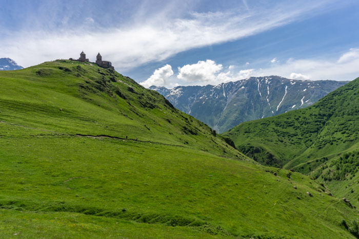 hiking to gergeti trinity church