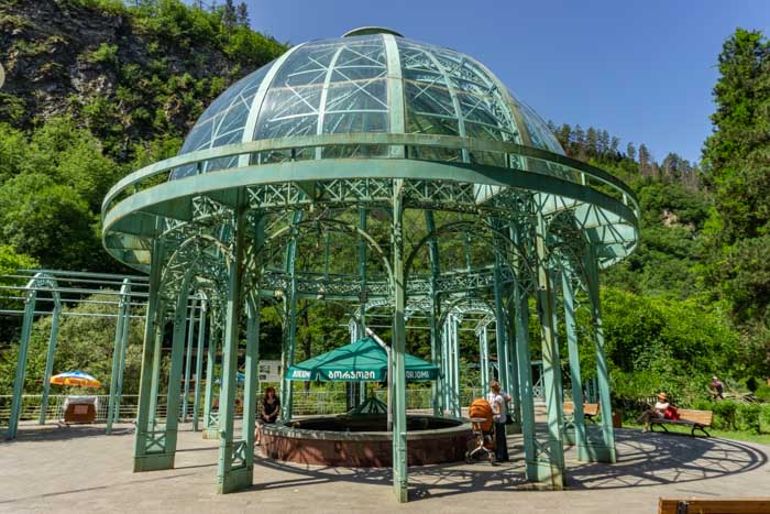 Georgia itinerary: Borjomi mineral water pavilion