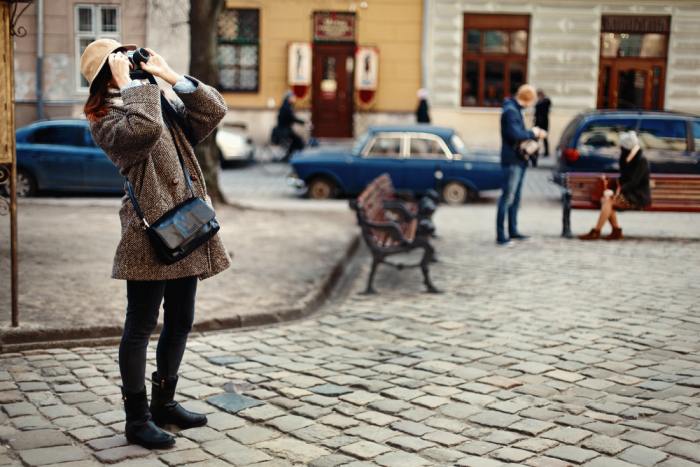 Investing in one of the best travel purses for Europe is a good idea prior to your trip