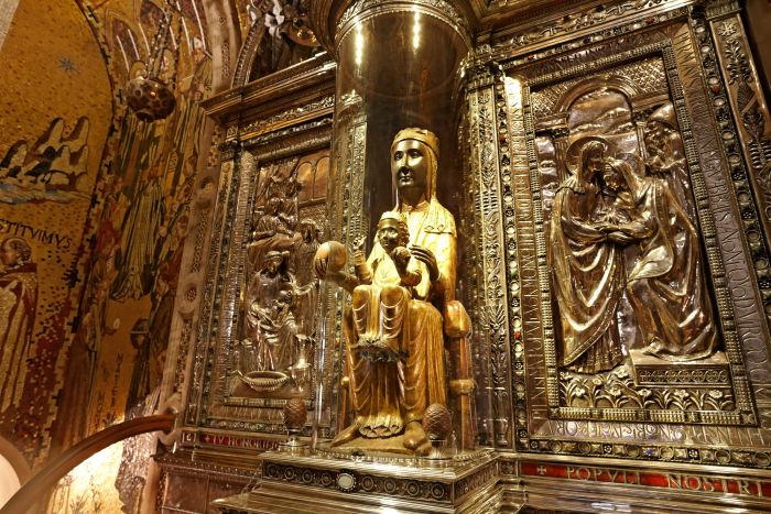 Seeing Black Madonna in Montserrat
