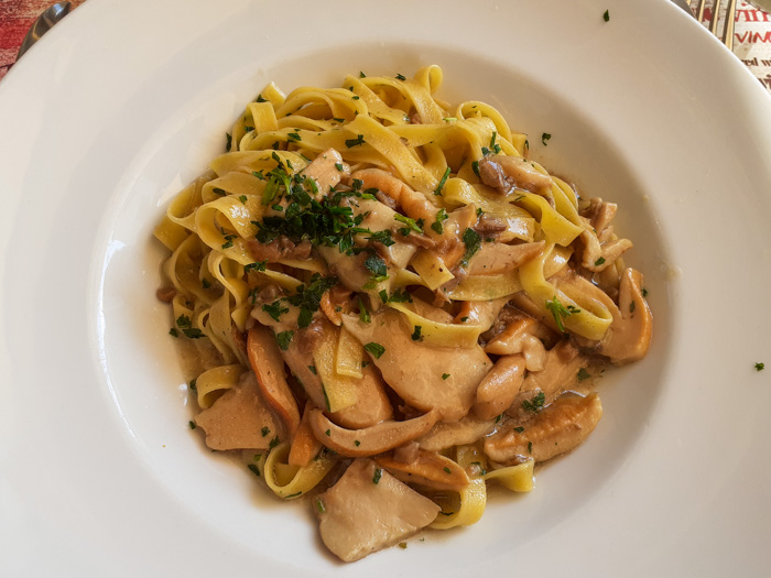 Lunch at Pizzeria Al Mangart