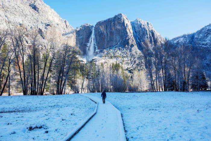 winter hike in Yosemite NP