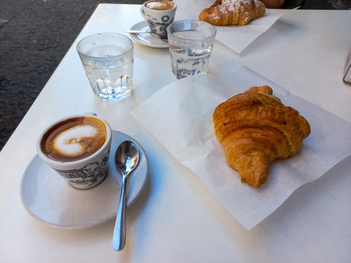 Italian Breakfast @ Bar de Curtis