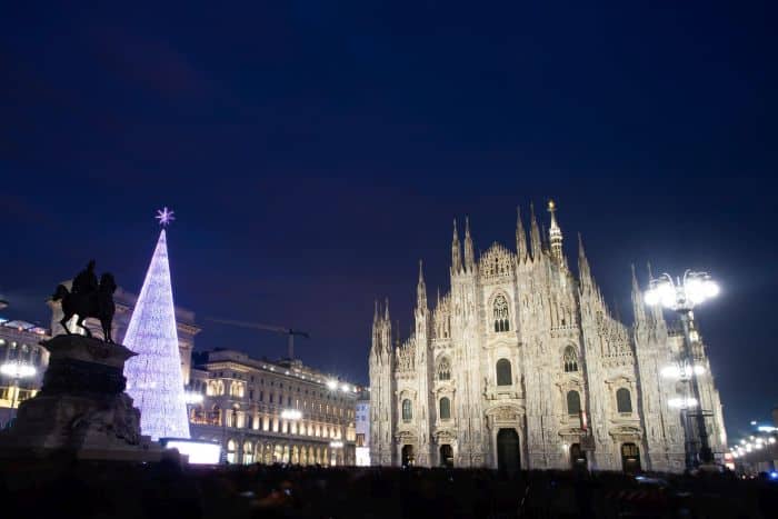 Christmas time at the Duomo in Milan