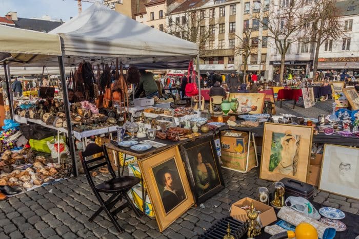 Les Marolles Flea Market
