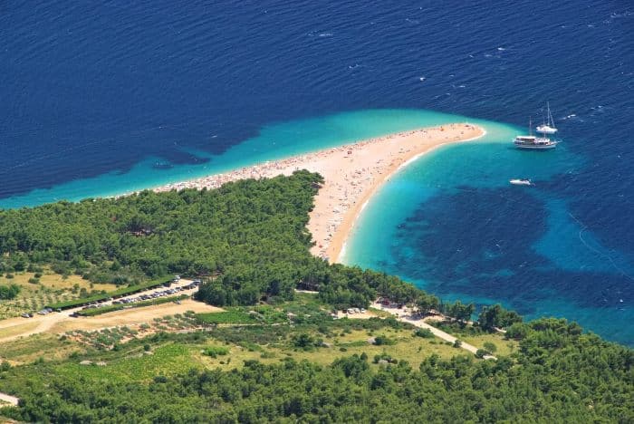 Zlatni Rat Beach