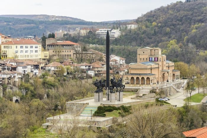 Asenevtsi Monument
