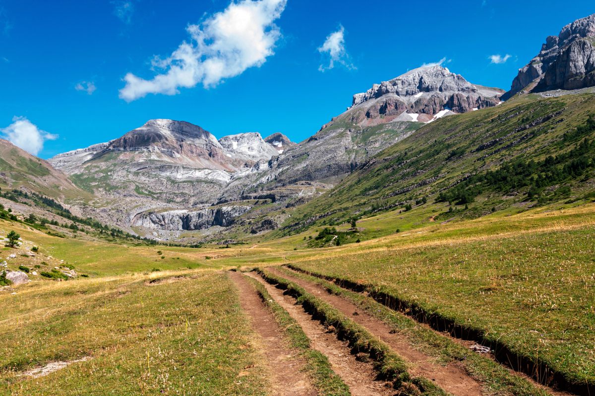 Hiking in the Spanish Pyrenees