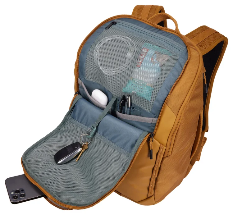 Thule Chasm 26L Laptop Backpack - Golden - Front Open