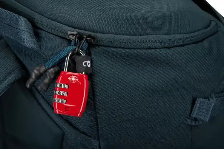 Thule Landmark 60L Travel Backpack with Daypack - Darkest Blue Zips