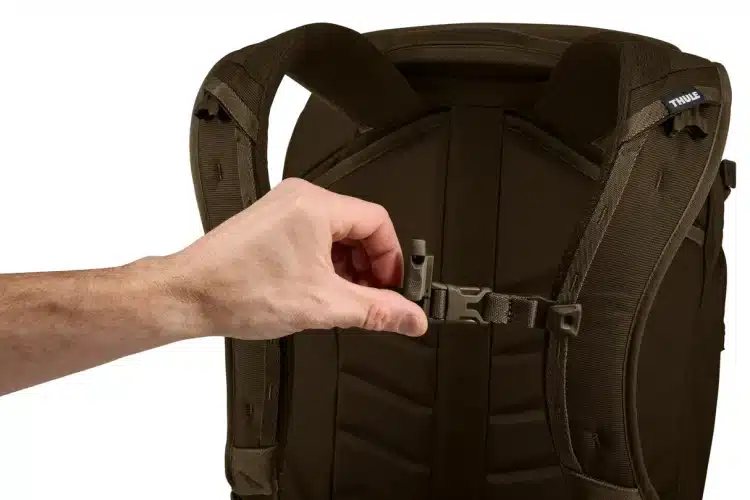 Thule Landmark 60L Travel Backpack with Daypack - Deep Khaki Straps